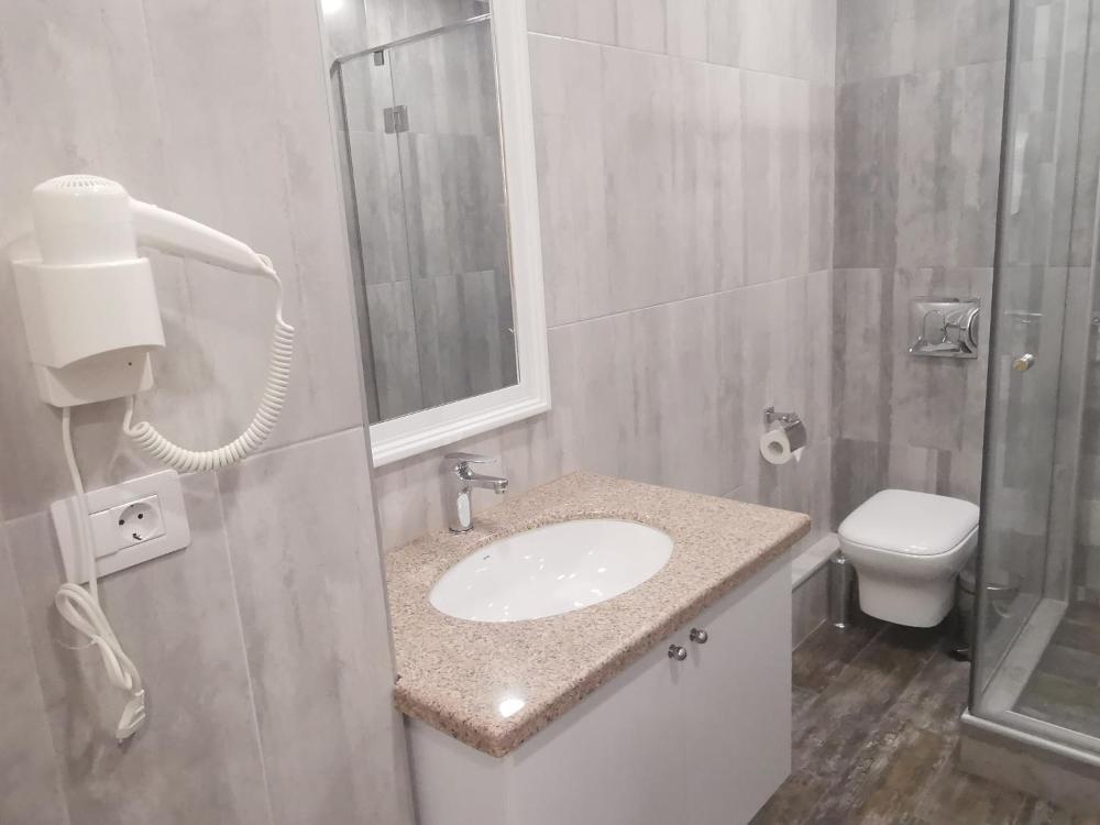 Room image 5