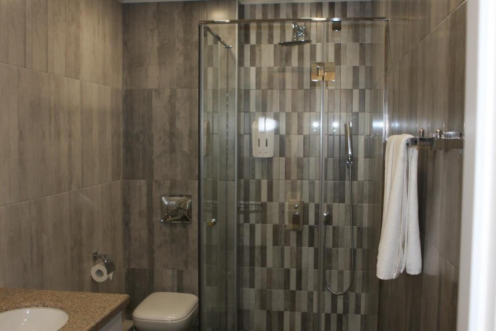 Room image 4